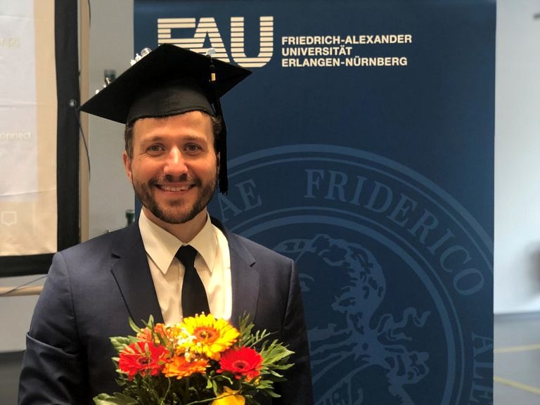 Erste Promotion am Lehrstuhl abgeschlossen